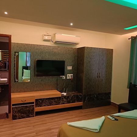 Umino Beach Resort Chennai Extérieur photo